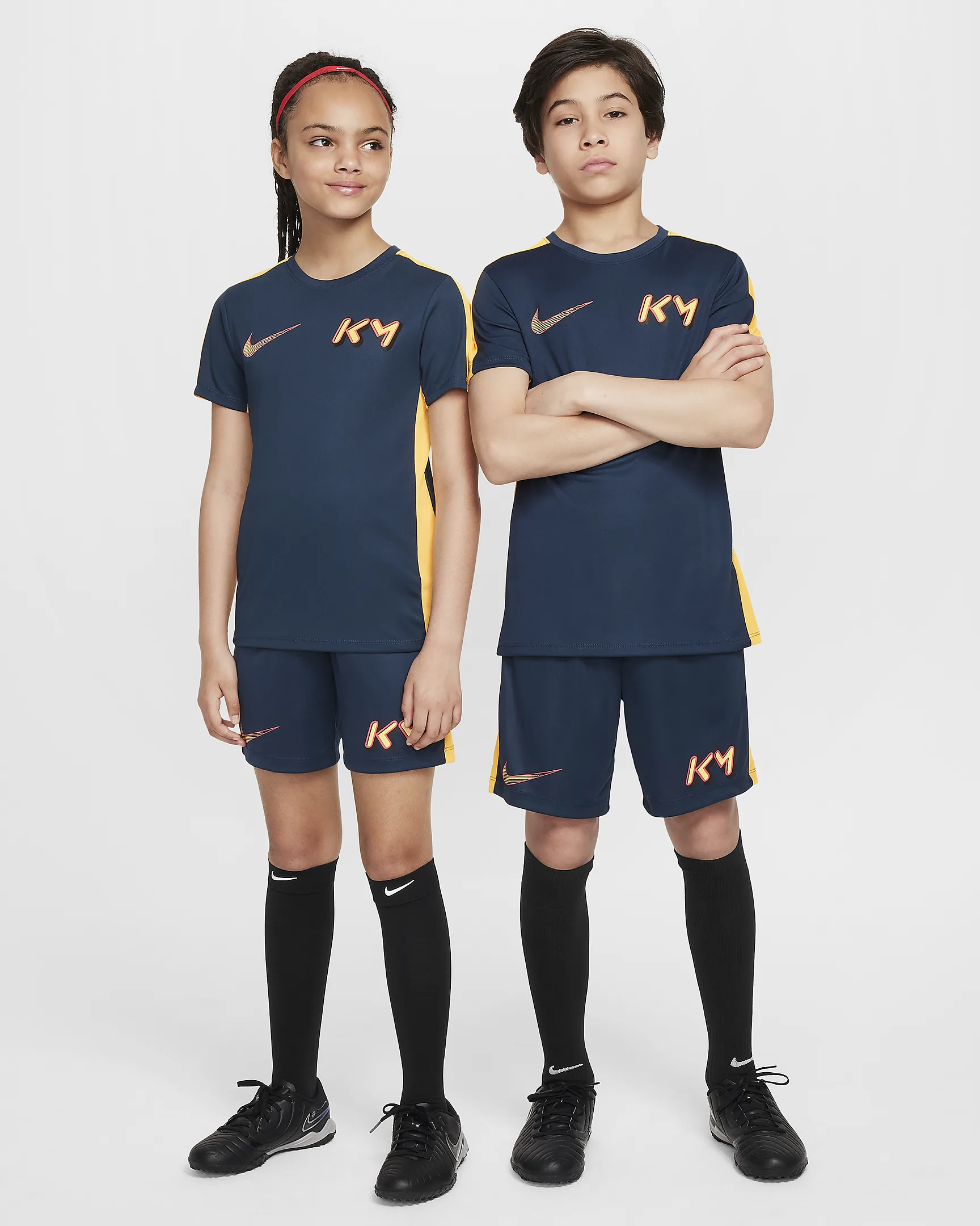 NIKE DRI-FIT ACADEMY23 SHORTS JUNIOR KILIAN MBAPPÉ ARMORY NAVY/LASER