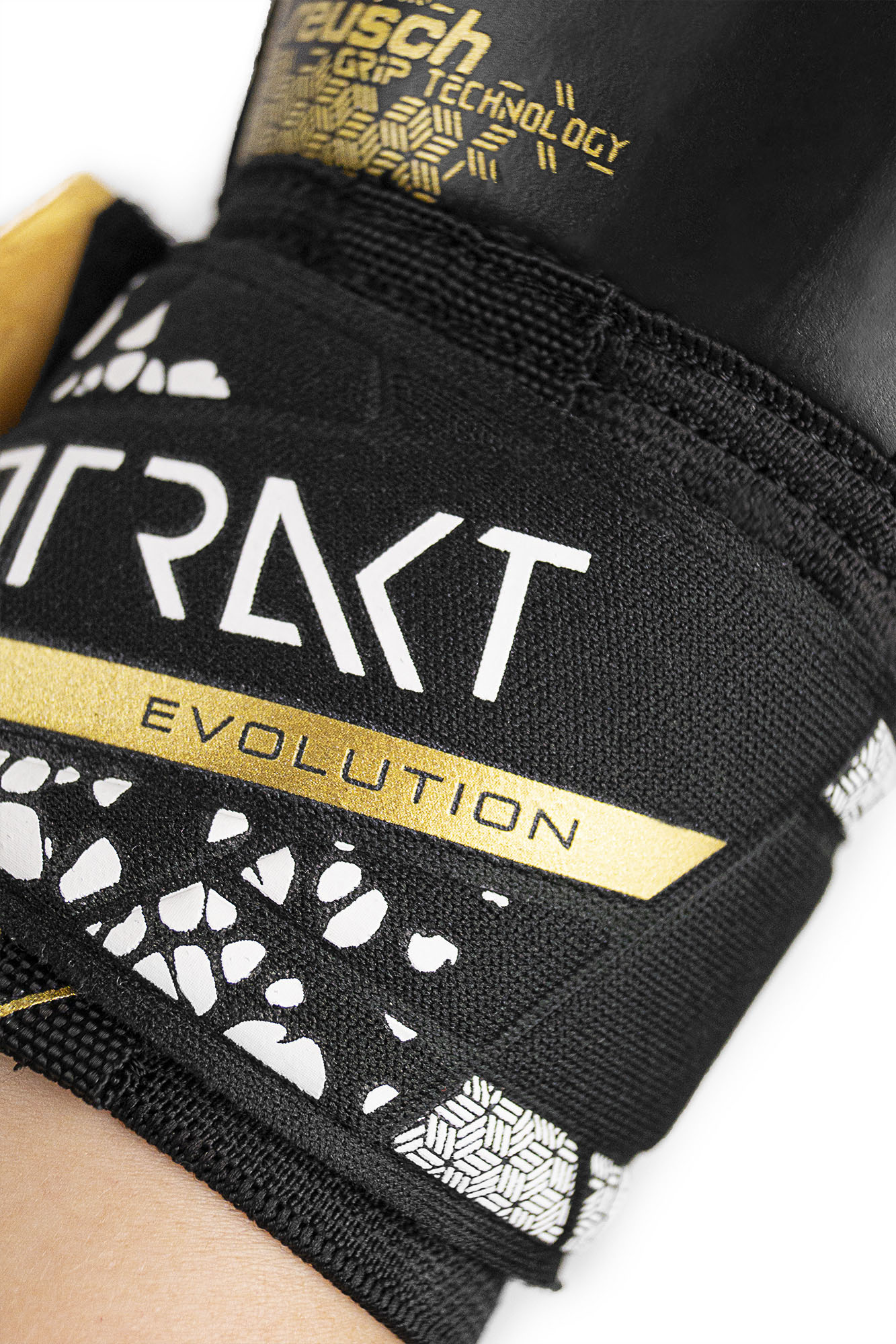 REUSCH ATTRAKT GOLD X EVOLUTION CUT FINGER SUPPORT BLACK/GOLD/WHITE