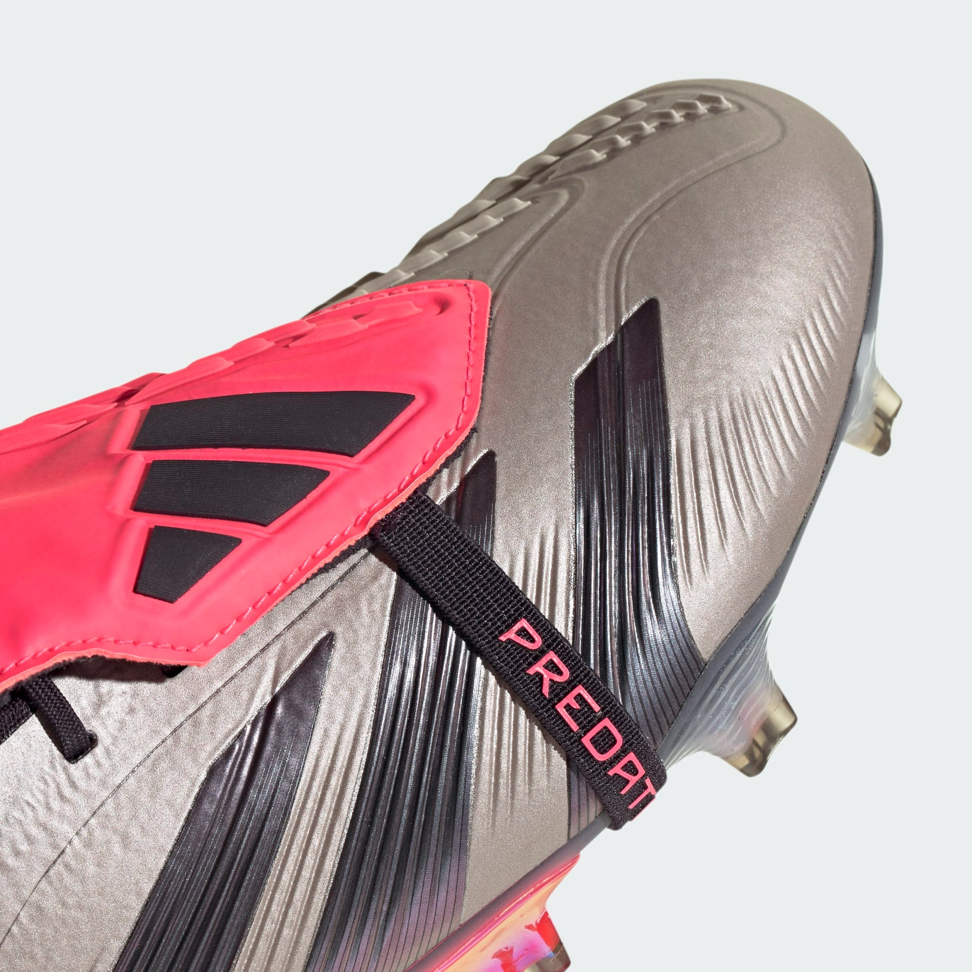 ADIDAS PREDATOR ELITE FT FG PLATIN METALLIC/AURORA BLACK/CARBON