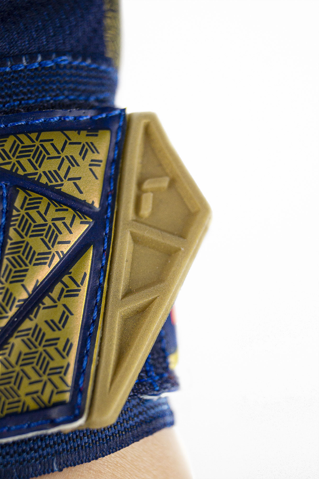 REUSCH ATTRAKT GOLD X JUNIOR PREMIUM BLUE/GOLD/BLACK