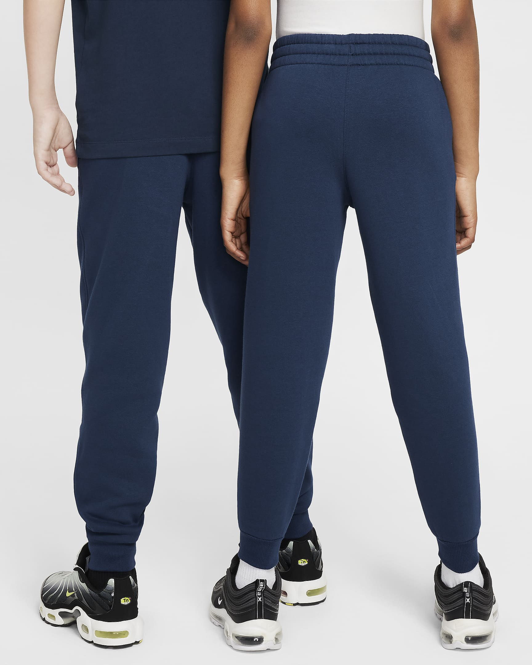 NIKE KILIAN MBAPPÉ CLUB FLEECE JUNIOR JOGGERS ARMORY NAVY