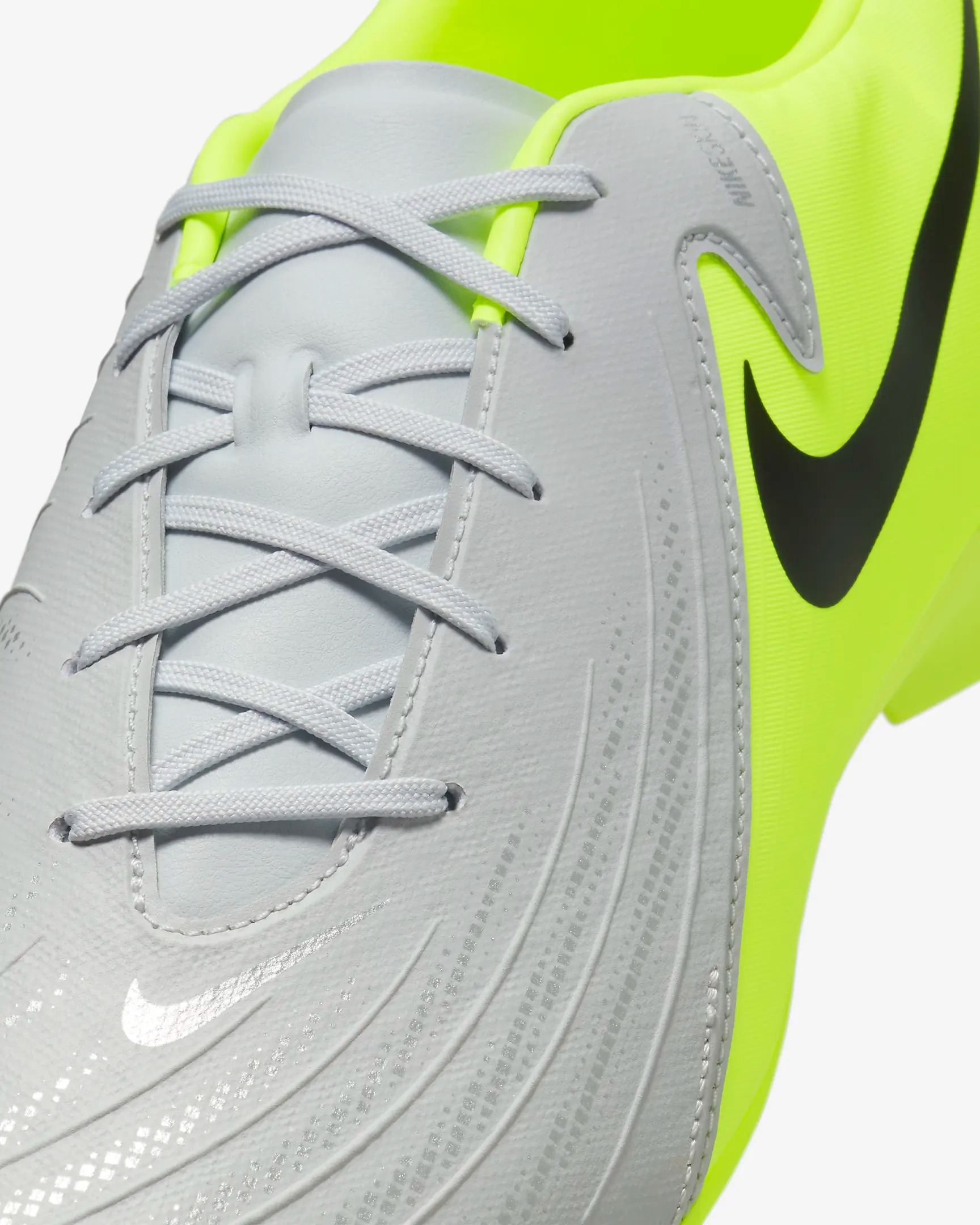 NIKE PHANTOM GX II ACADEMY FG/MG METALLIC SILVER/VOLT/BLACK