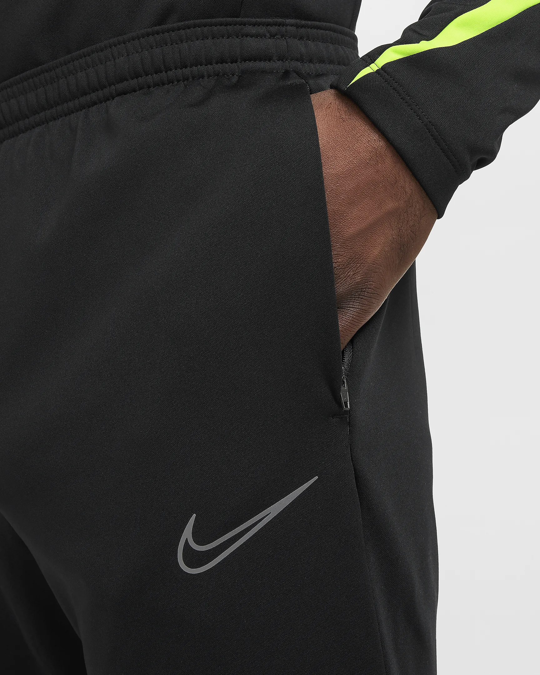 NIKE ACADEMY WINTER WARRIOR PANT BLACK/VOLT