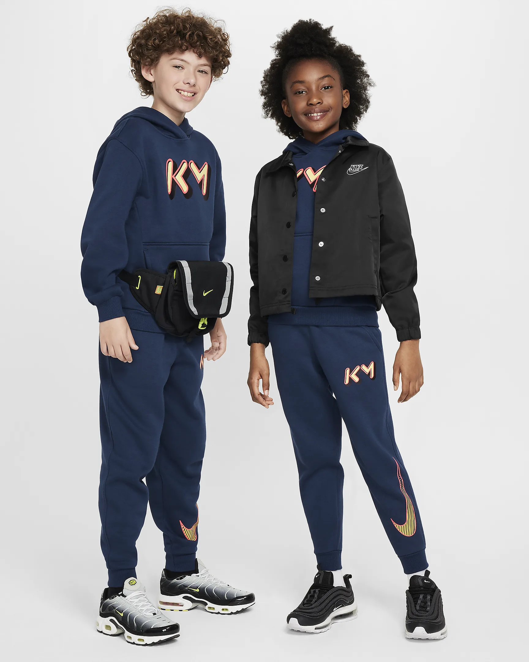 NIKE KILIAN MBAPPÉ CLUB FLEECE JUNIOR JOGGERS ARMORY NAVY