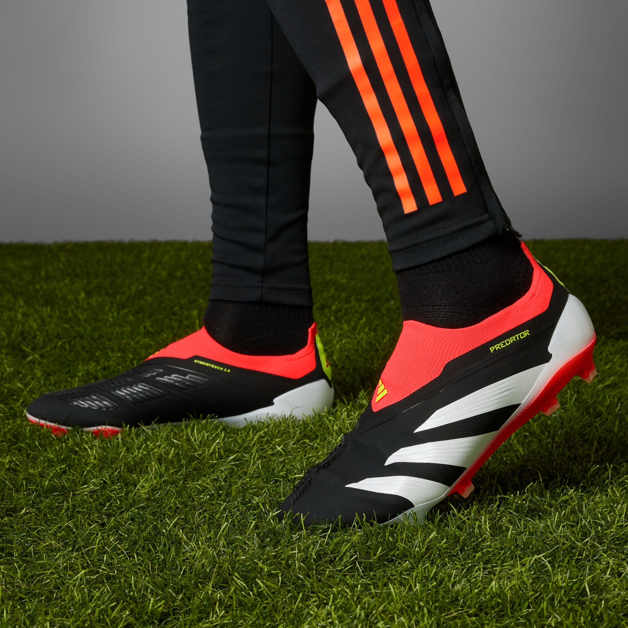 ADIDAS PREDATOR ELITE LL FG CORE BLACK/CLOUD WHITE/SOLAR RED