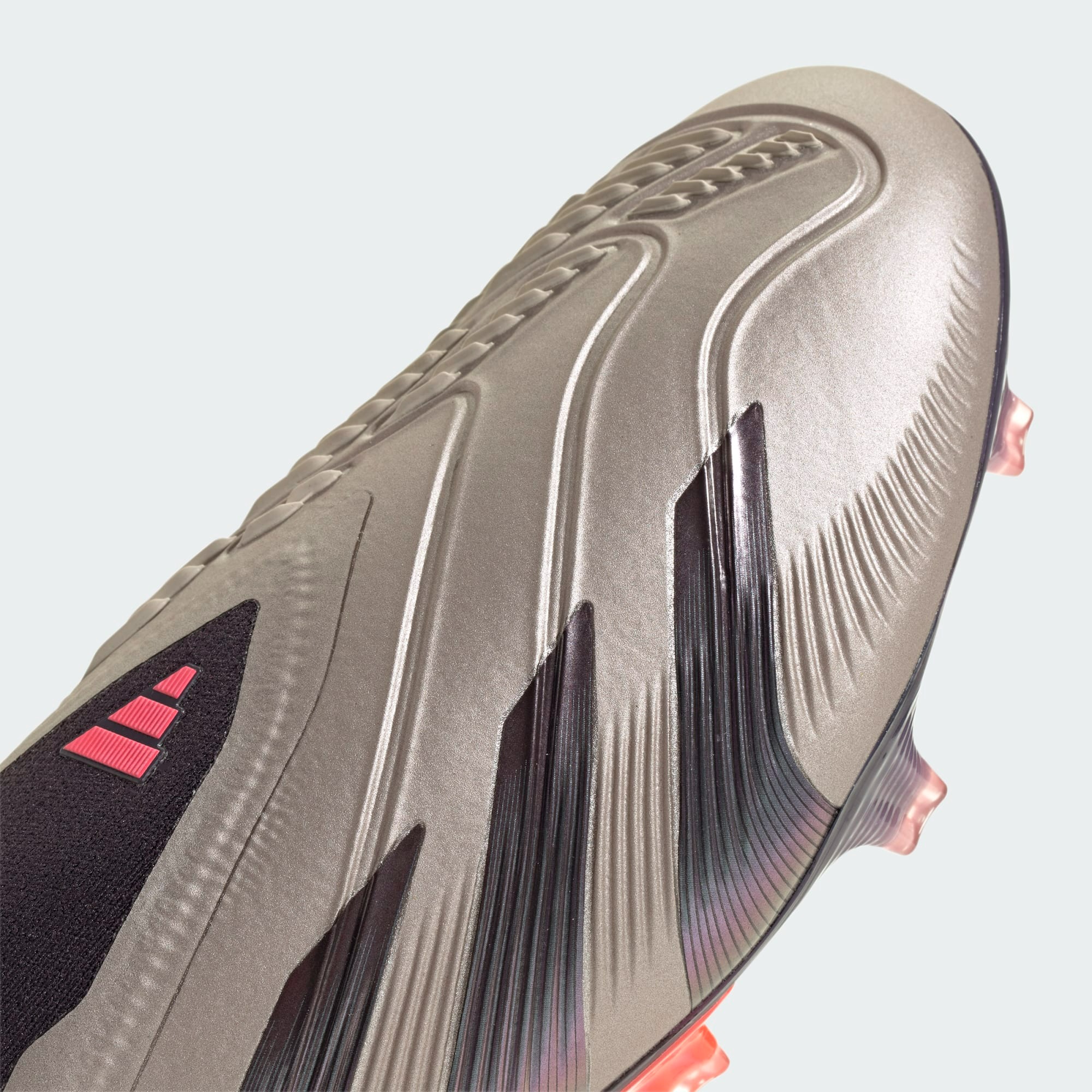 ADIDAS PREDATOR ELITE LL FG PLATIN METALLIC/AURORA BLACK/CARBON